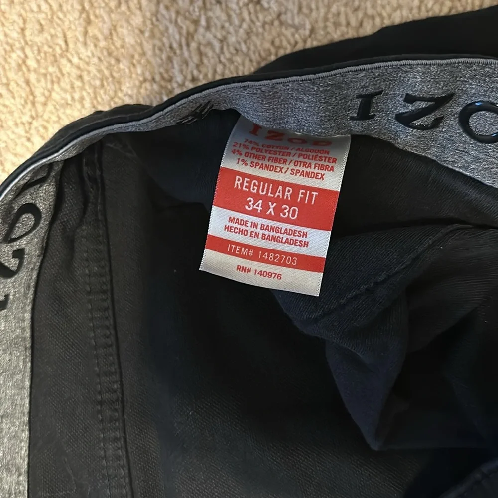 34 x 30 men’s IZOD pants. - Picture 3 of 4